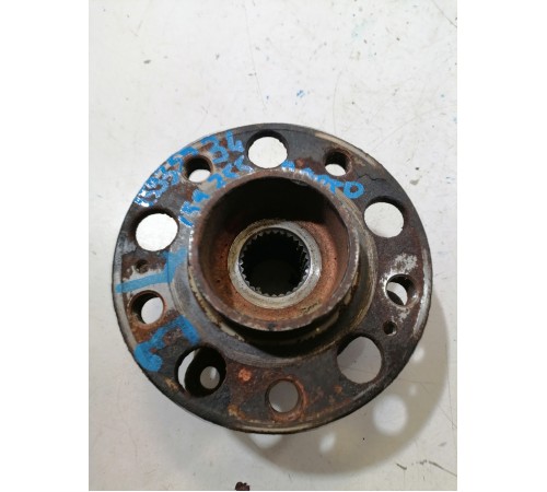 Ступица задняя левая