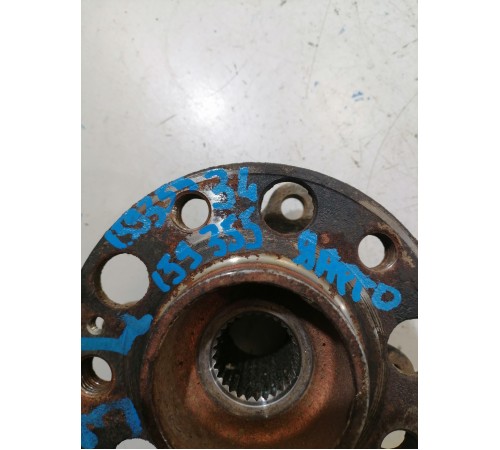 Ступица задняя левая