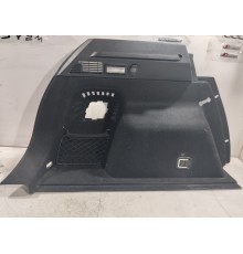 Обшивка багажника левая