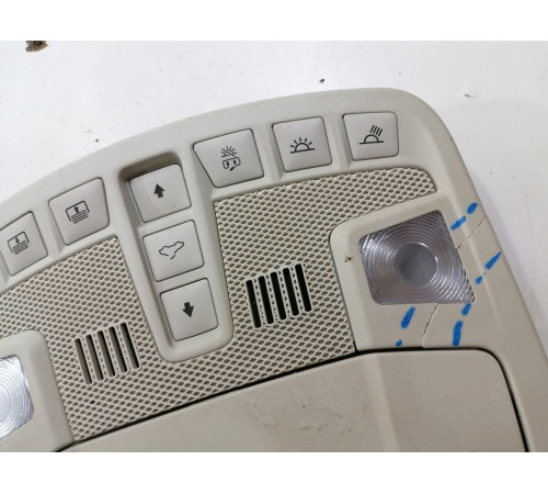 Плафон салона передний