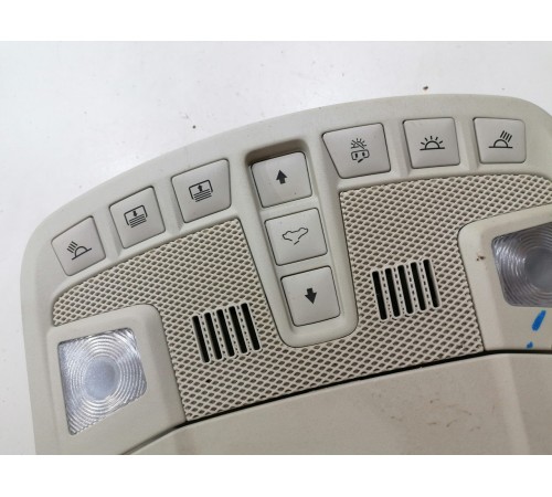 Плафон салона передний