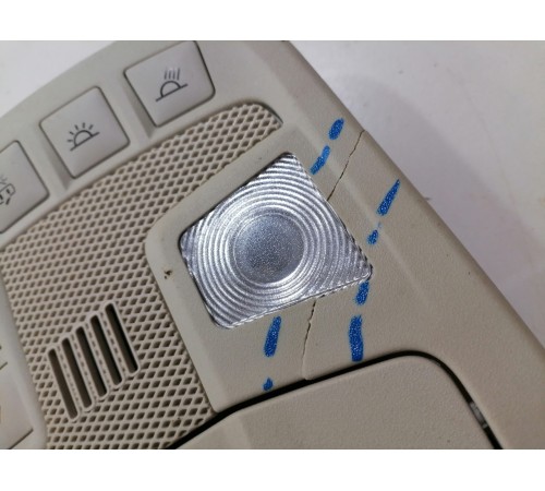 Плафон салона передний