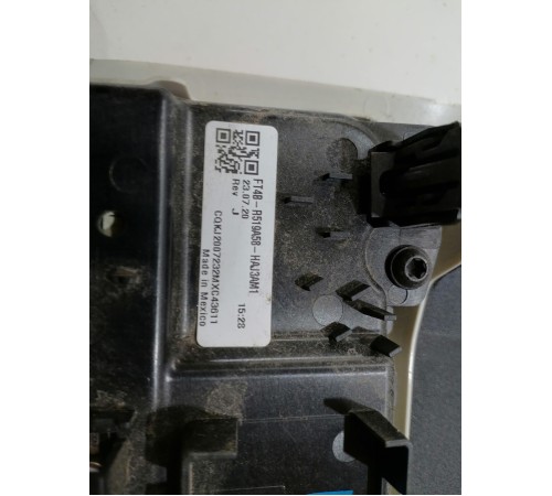 Плафон салона передний