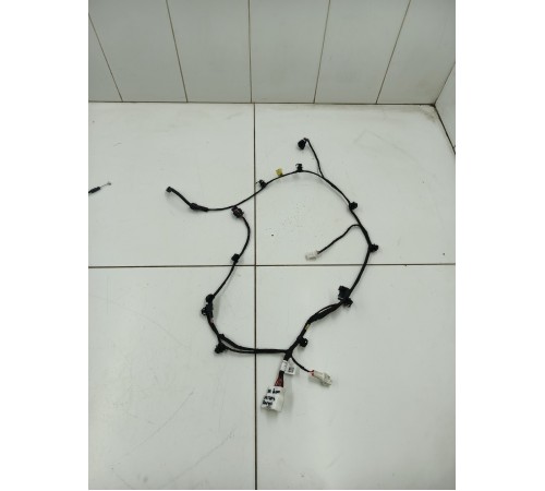 Электропроводка двери багажника