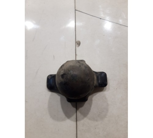 Отбойник задней рессоры правый