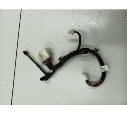 Электропроводка обшивки двери передняя левая