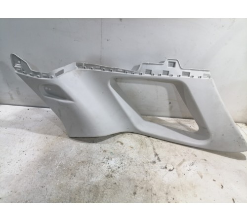 Обшивка задней стойки правая