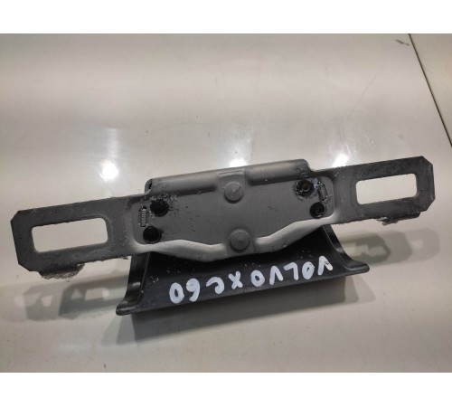 Ответная часть замка багажника