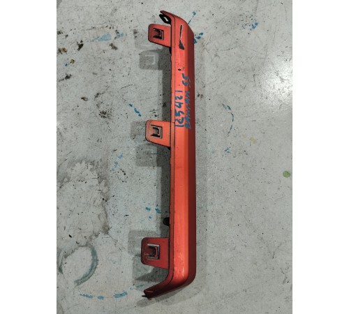 Молдинг бампера левый