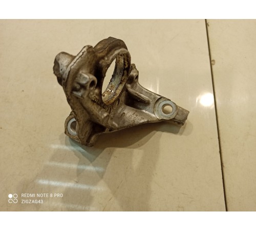 Кронштейн промежуточного вала