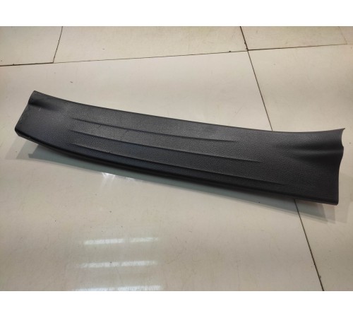 Накладка порога внутренняя(задняя левая)