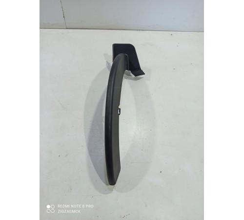 Накладка петли крышки багажника левая