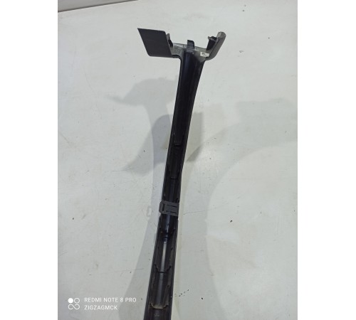 Накладка петли крышки багажника левая