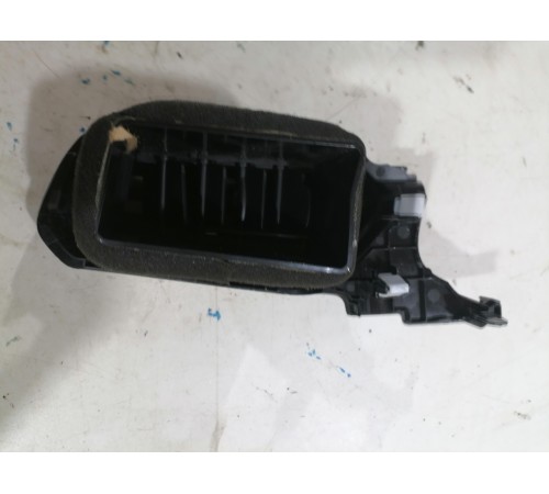 Воздушный дефлектор левый