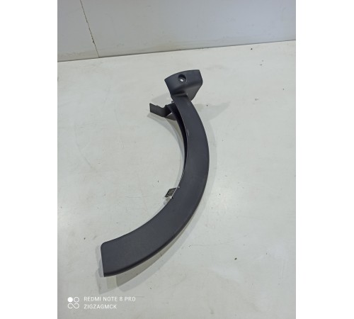 Накладка петли крышки багажника левая