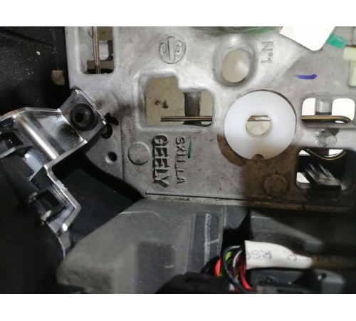 Рулевое колесо (руль) с многофунциональными кнопками