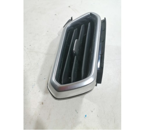 Воздушный дефлектор левый