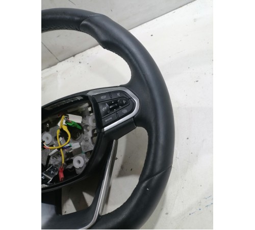 Рулевое колесо (руль) с многофунциональными кнопками