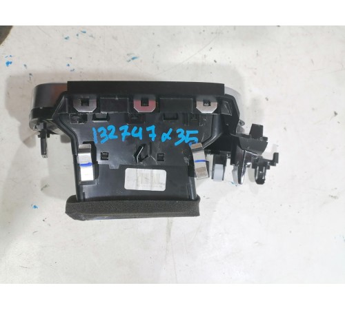 Воздушный дефлектор левый