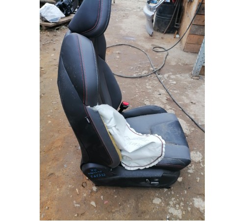 Сиденье переднее правое