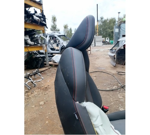 Сиденье переднее правое