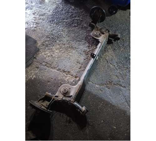 Балка задняя