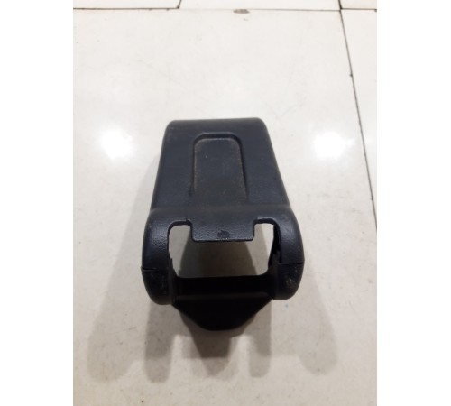 Накладка крепления сиденья задняя правая