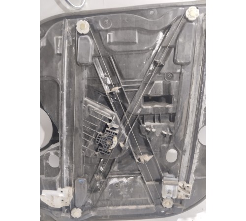 Стеклоподъемник (передний левый)