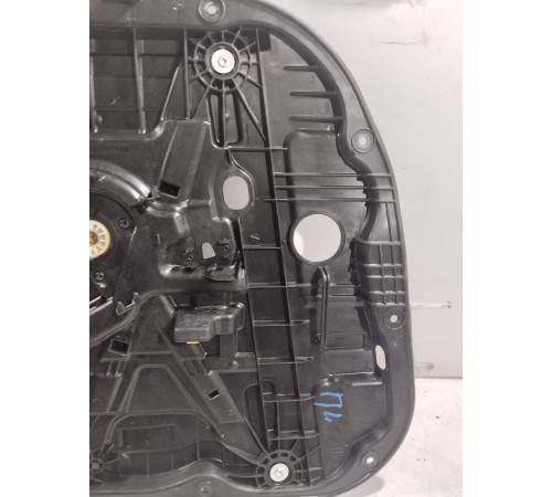 Стеклоподъемник (передний левый)