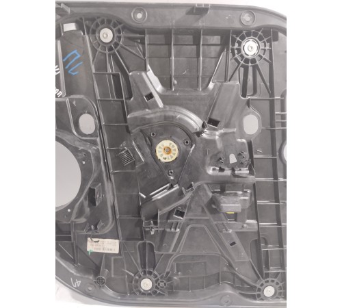 Стеклоподъемник (передний левый)