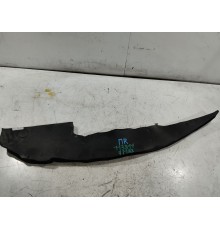 Уплотнитель крыла передний правый