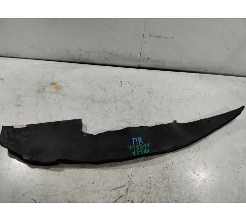 Уплотнитель крыла передний правый