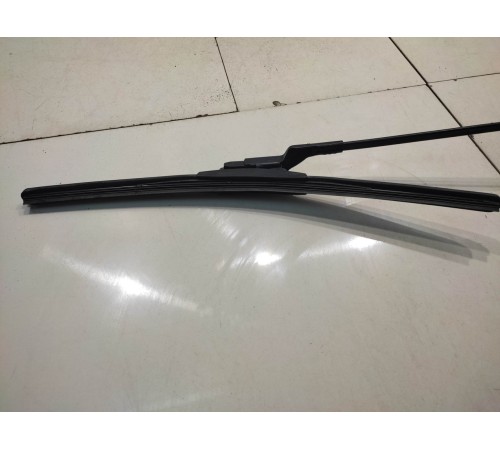 Поводок стеклоочистителя (правый)