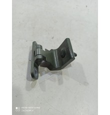 Петля крышки багажника(левая)