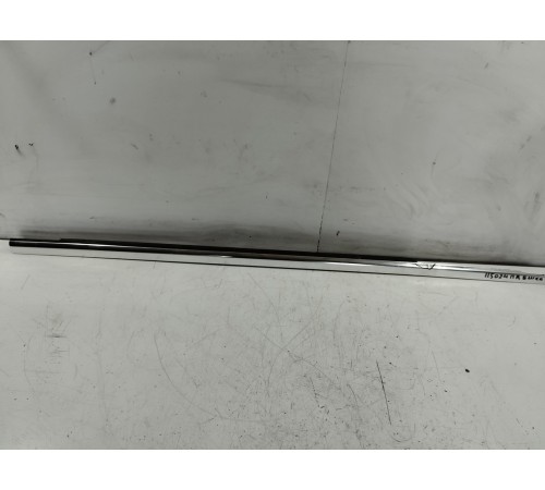 Уплотнитель стекла передний правый наружный