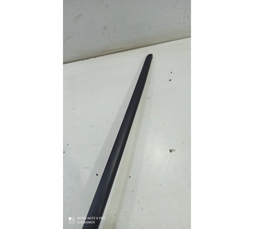 Молдинг лобового стекла(правый)