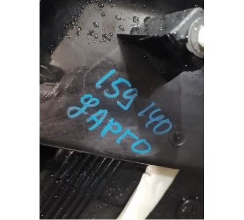 Обшивка багажника правая