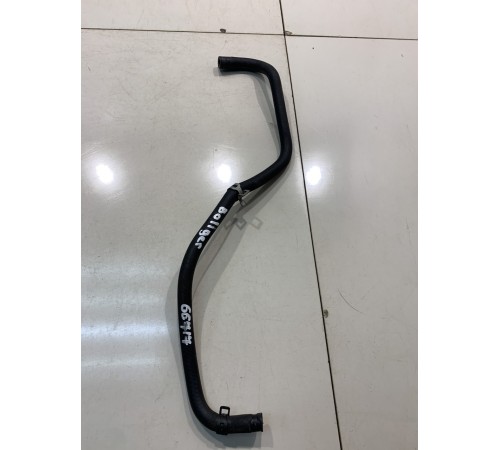 Патрубок системы охлаждения