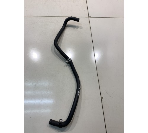 Патрубок системы охлаждения