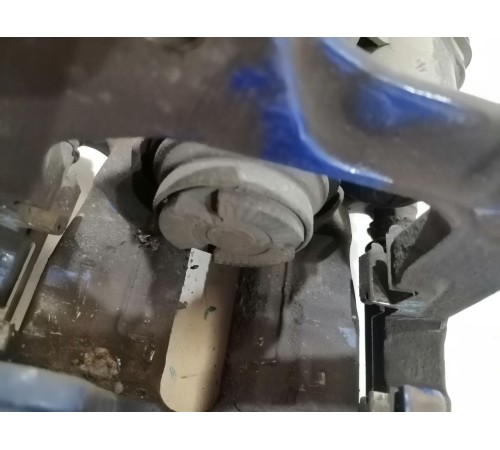 Тормозной суппорт задний левый