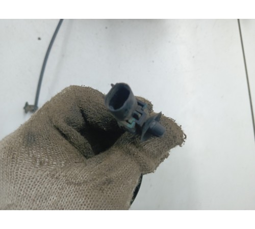 Кулак поворотный передний правый