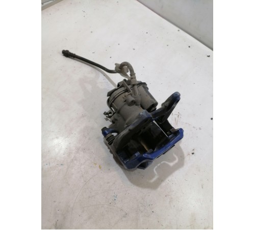 Тормозной суппорт задний левый