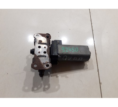 Моторчик регулировки наклона сиденья передний правый