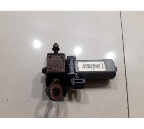 Моторчик регулировки наклона сиденья передний правый