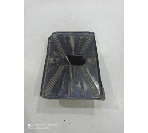 Площадка под аккумулятор (АКБ)