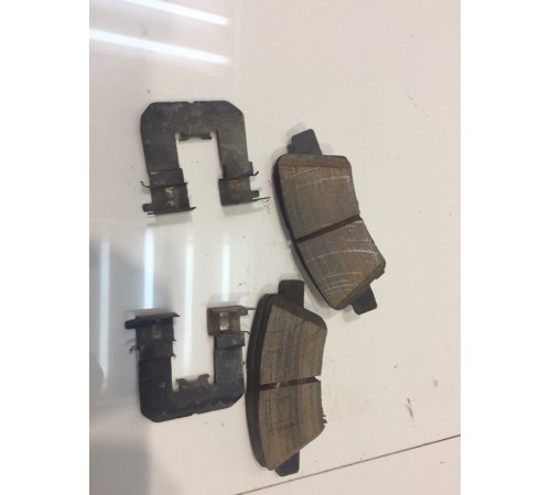 Колодки тормозные заднего правого колеса