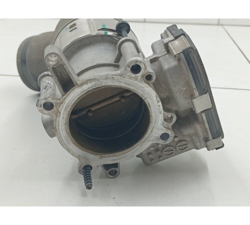 Дроссельная заслонка