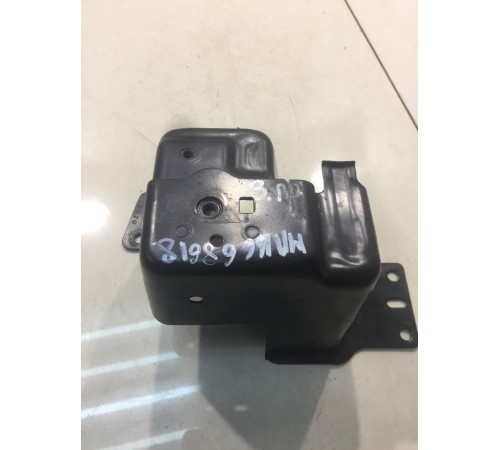 Кронштейн сиденья (задний,правый)