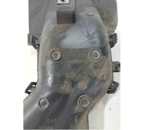 Патрубок воздушного фильтра