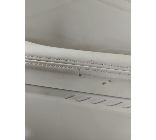 Обшивка двери передняя левая